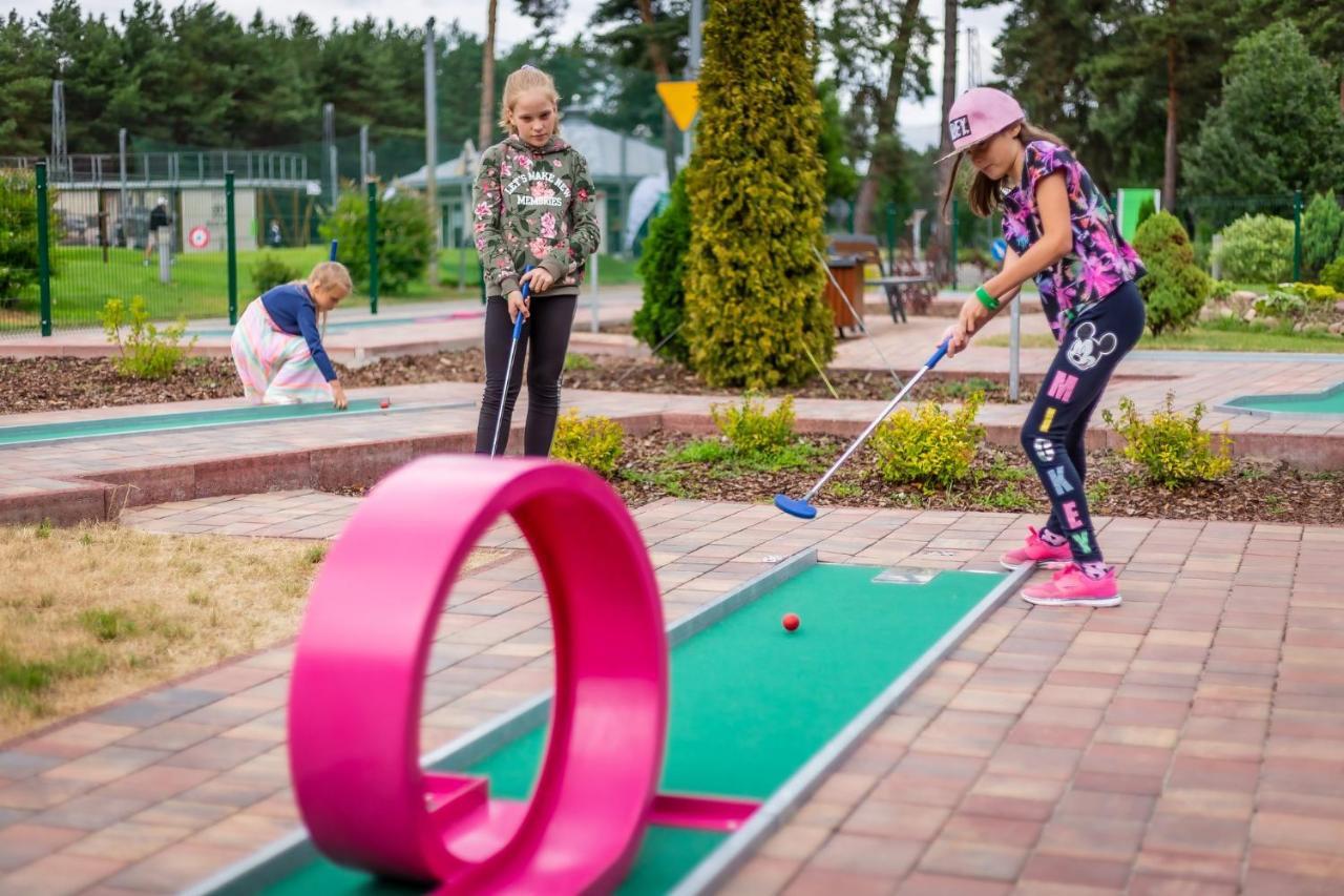 Holiday Inn Resort Warsaw Jozefow By Ihg Eksteriør billede