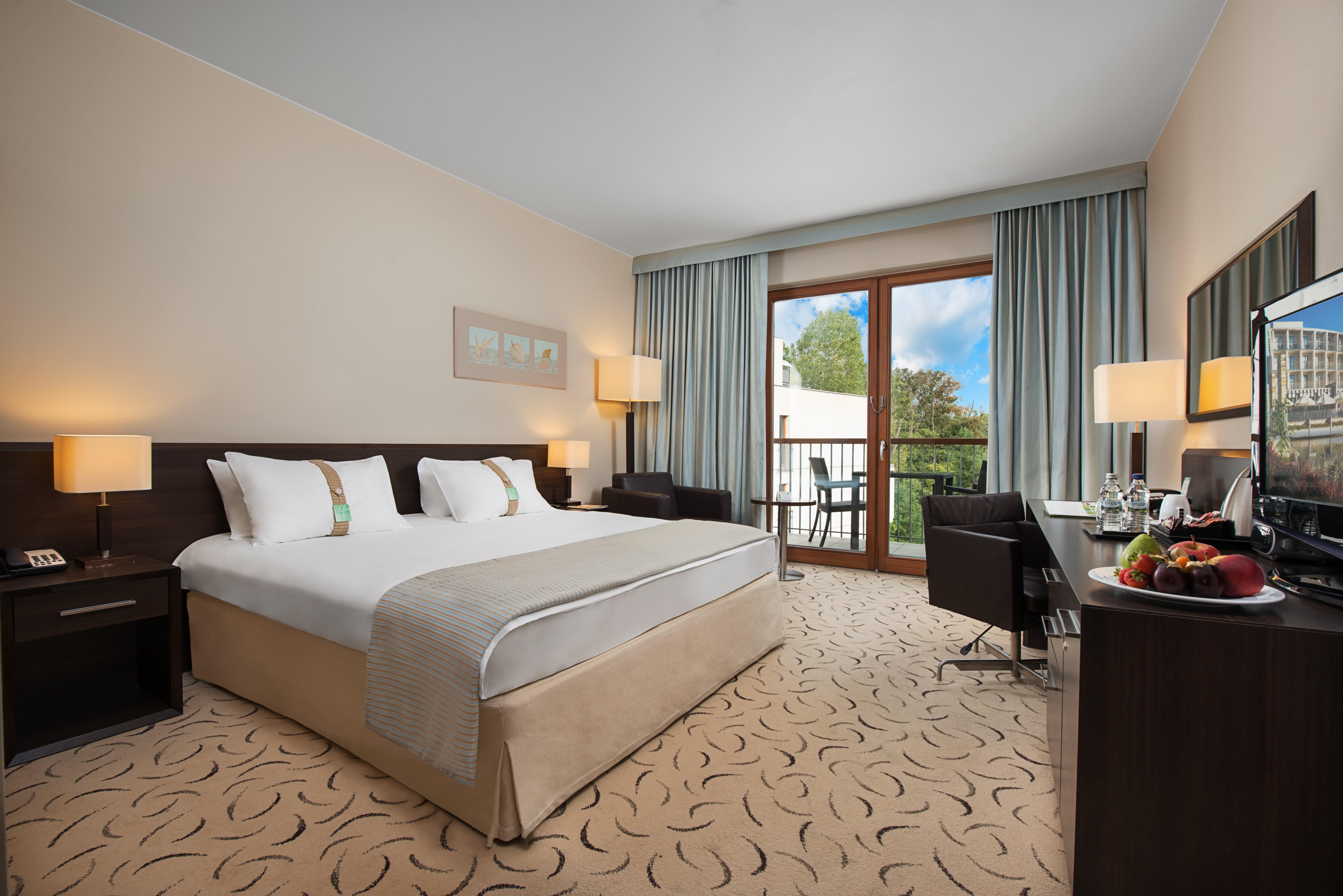 Holiday Inn Resort Warsaw Jozefow By Ihg Eksteriør billede