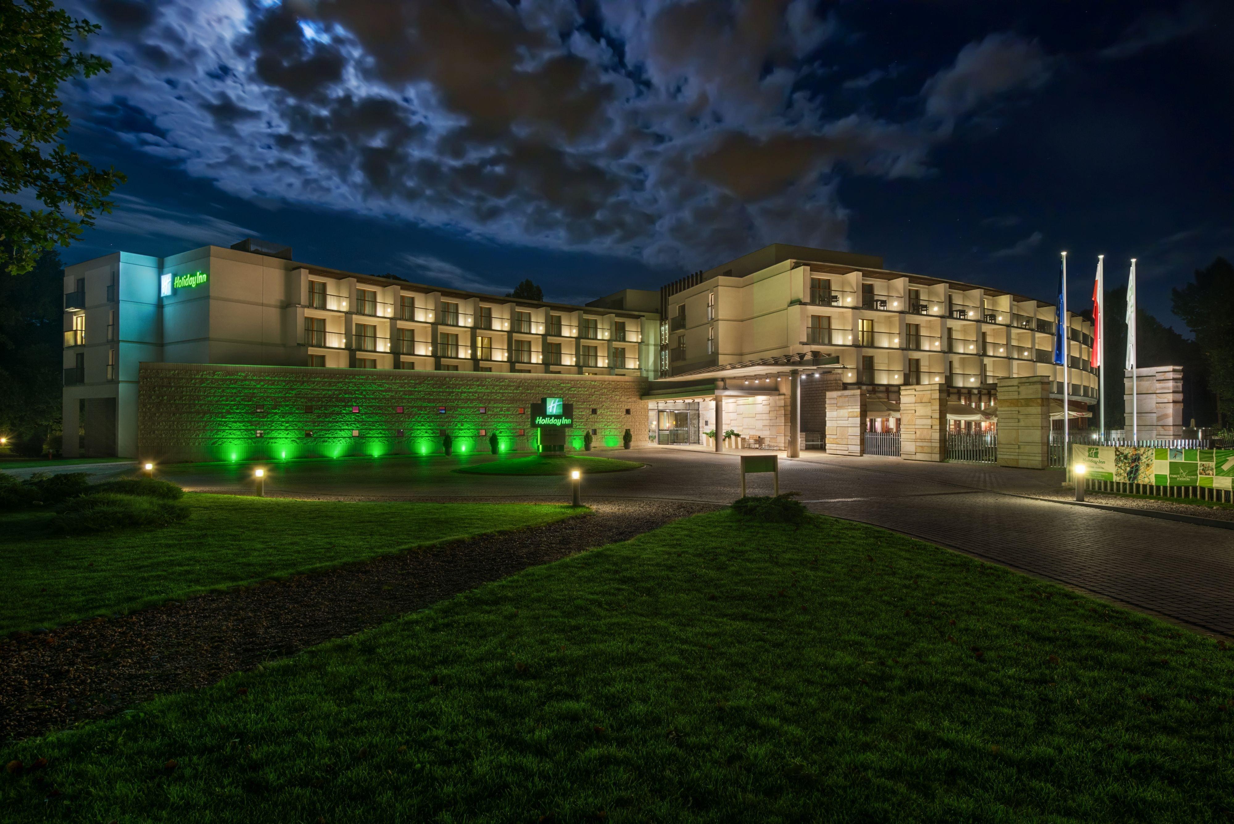 Holiday Inn Resort Warsaw Jozefow By Ihg Eksteriør billede