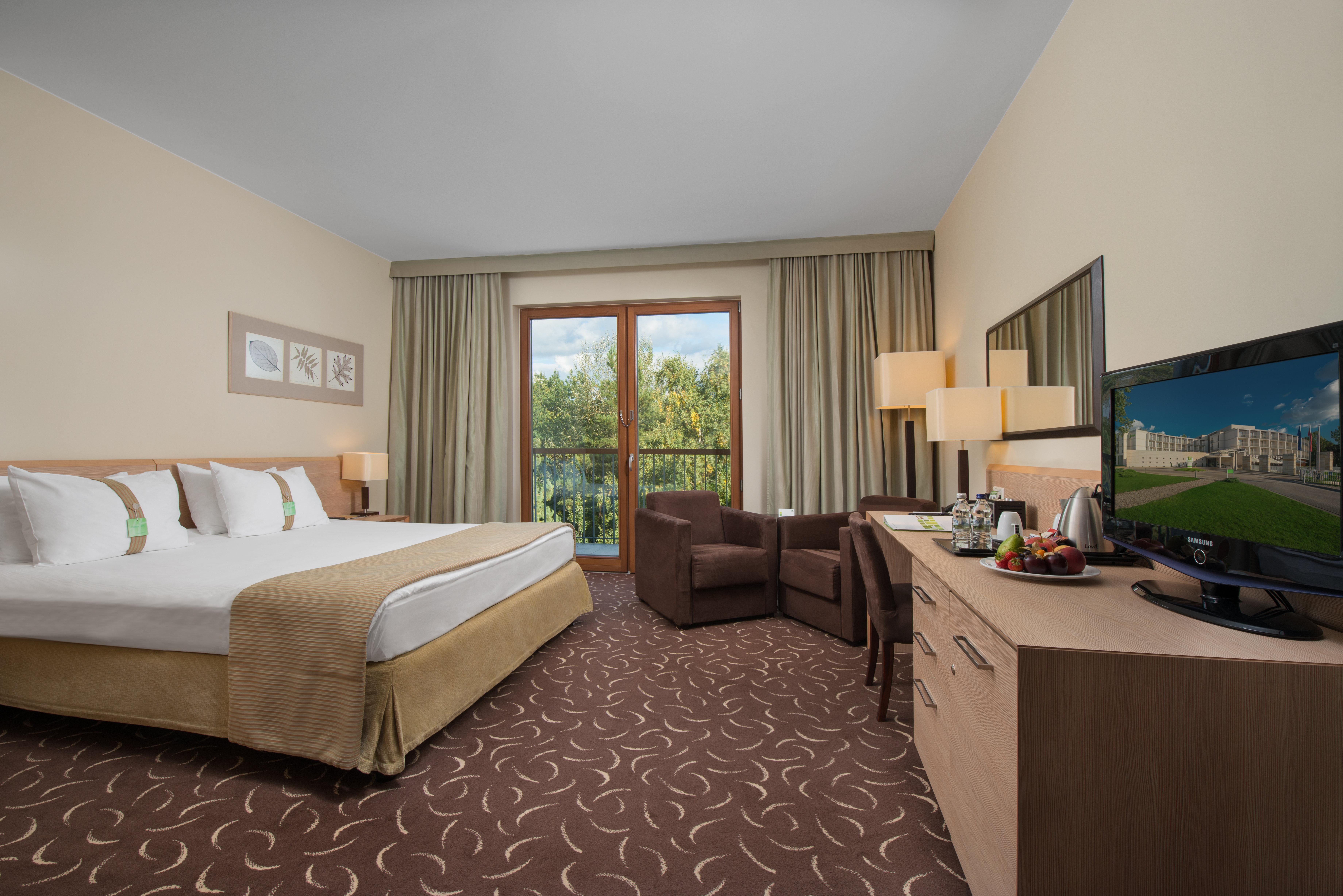 Holiday Inn Resort Warsaw Jozefow By Ihg Eksteriør billede