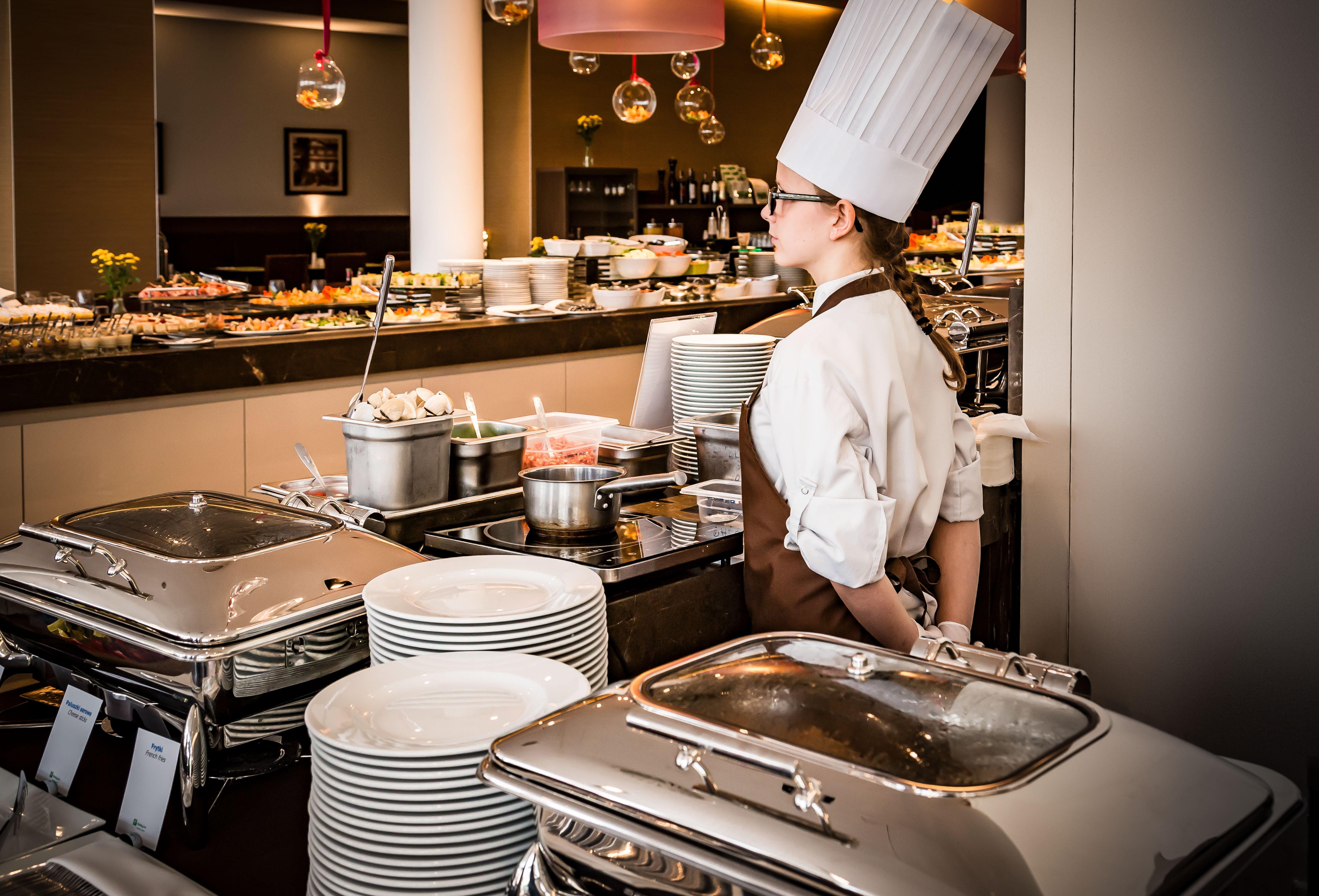 Holiday Inn Resort Warsaw Jozefow By Ihg Eksteriør billede