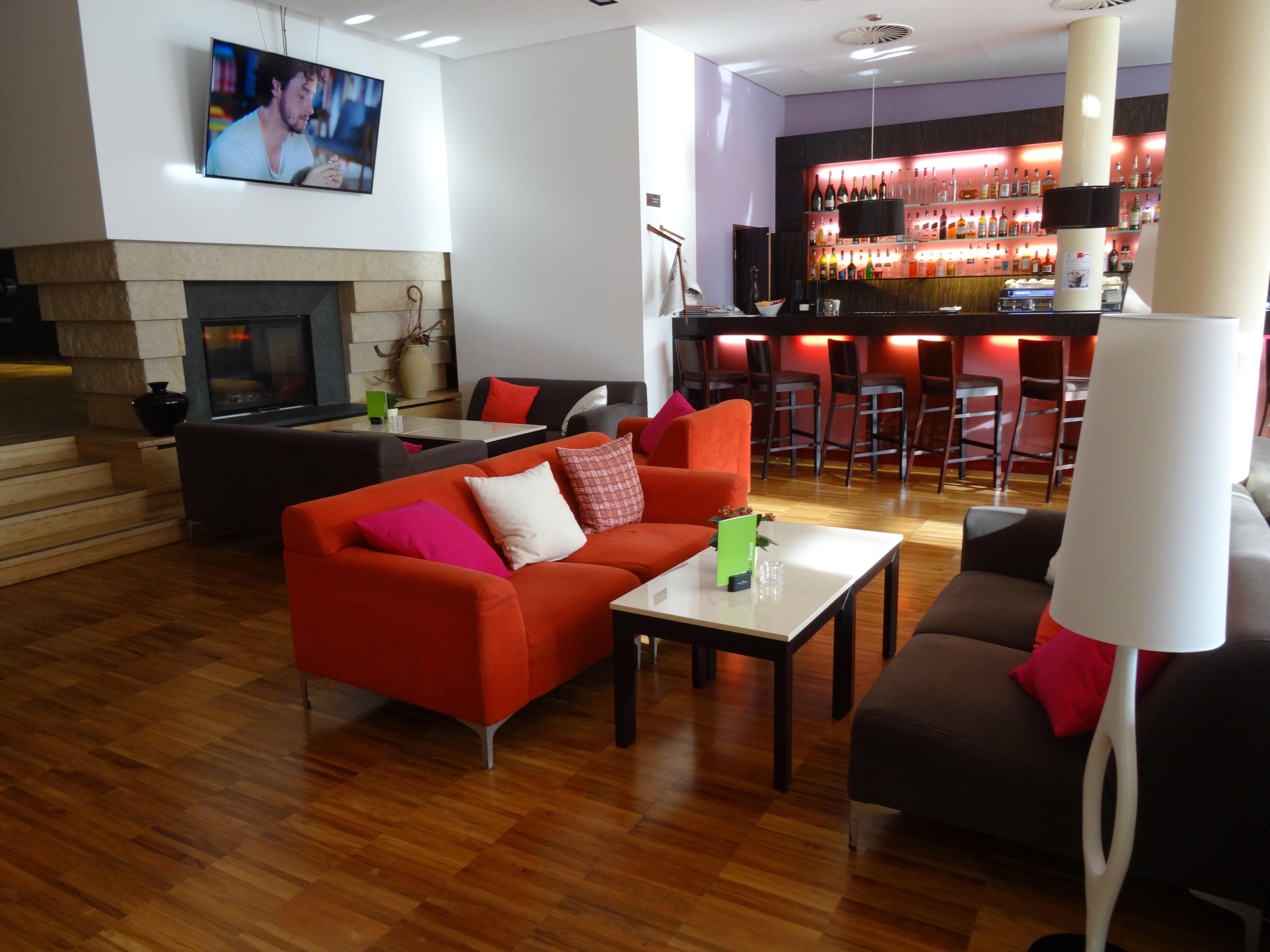 Holiday Inn Resort Warsaw Jozefow By Ihg Eksteriør billede